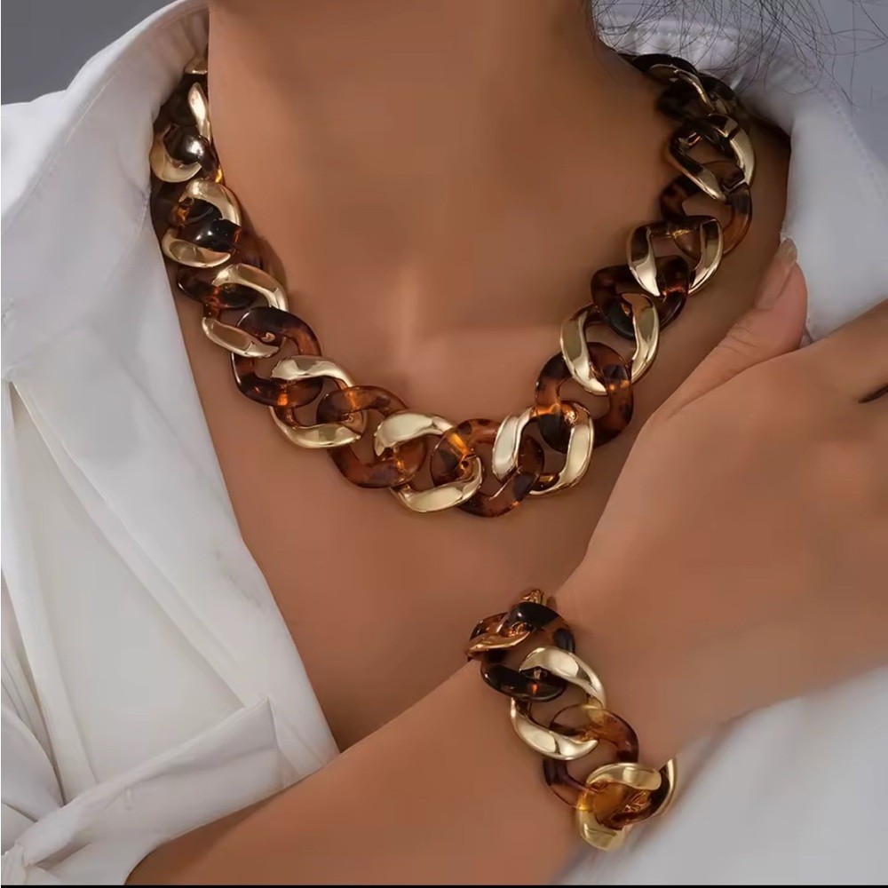 NWT Gold Chunky Chain Tortoise Shell Bracelet acrylic acetate costume jewelry